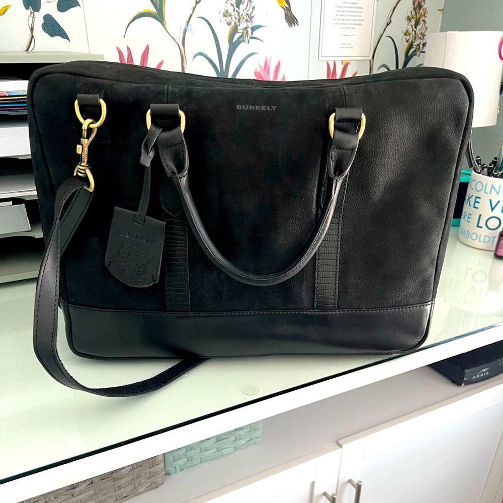 Designer-Black suede/ leather reef high-end brief case. Gently used.